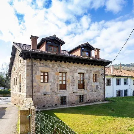 Edules Aparthotel