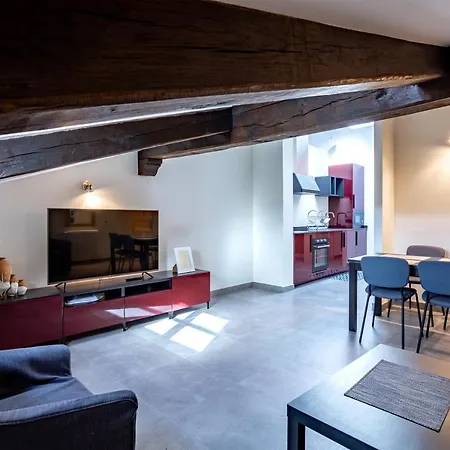 Edules Aparthotel